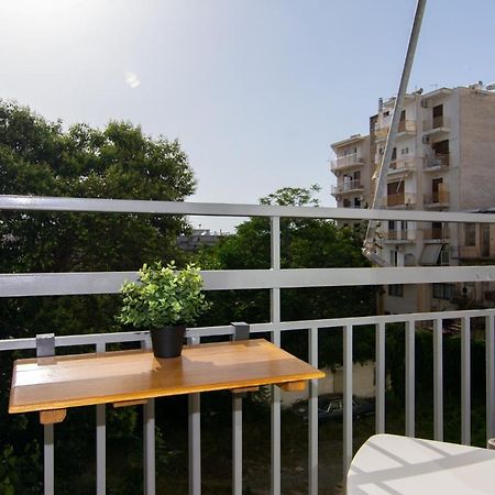 Studio 48, Cozy Apartment In Kalamata City Center Extérieur photo